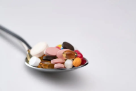 哪些人要额外补维生素？医生点名这几类人