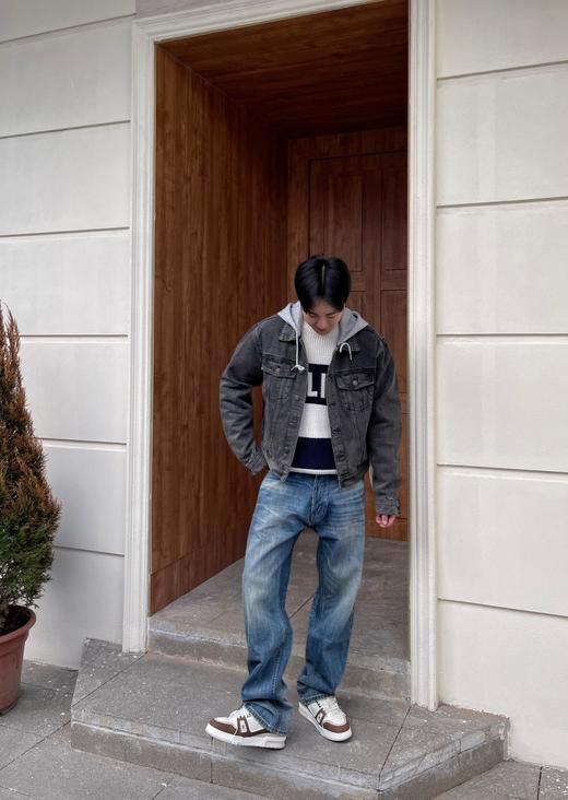 赛琳 人手必带的经典战斗机 水洗轻微破洞牛王长裤（JN） 商品图2