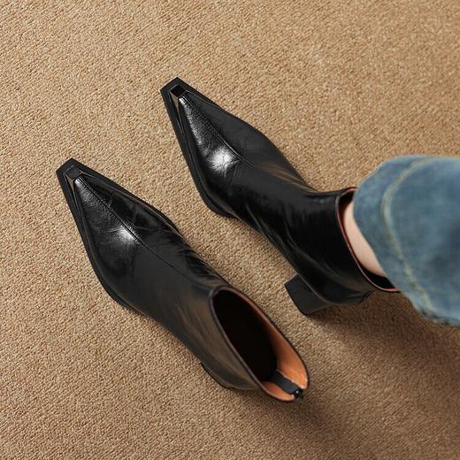 【预售5天】法式复古金属尖头粗跟气质时尚短靴女新款秋冬真皮显瘦马丁靴SLLK&sl-7828 商品图2