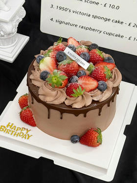 法芙娜巧克力丹东草莓装饰蛋糕