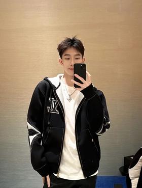 驴家 手臂浮雕四叶草 重磅毛织拉链连帽外套（JN）