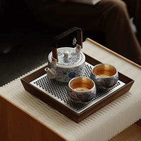 缠枝莲纹提梁壶➕2杯（青白）