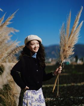 绽放旅行女装598朵/100%山羊绒绞花感正肩长袖圆领显瘦开襟针织衫