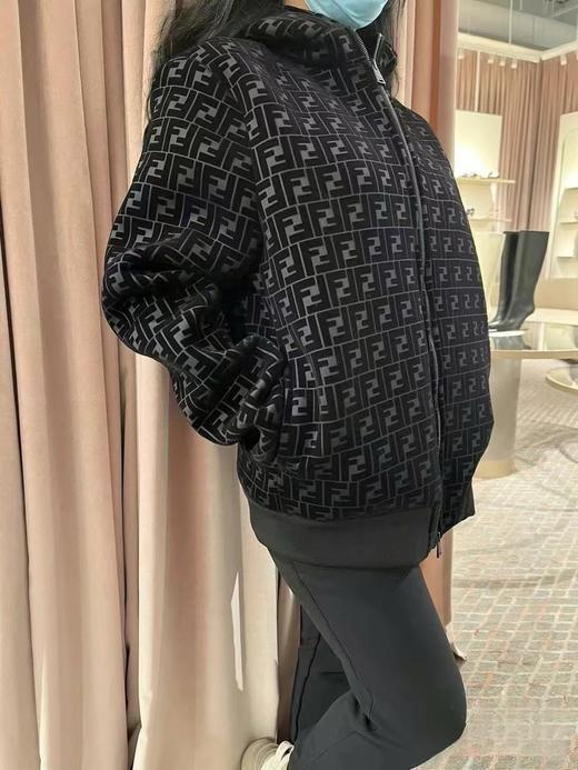 F家 立体全副重工植绒满印外套（JN） 商品图2