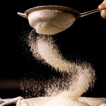 五得利面粉八星雪花小麦粉50斤    家庭用大包装多用途包子饺子烙饼 /粮油调味 /面粉 /通用粉 商品图5