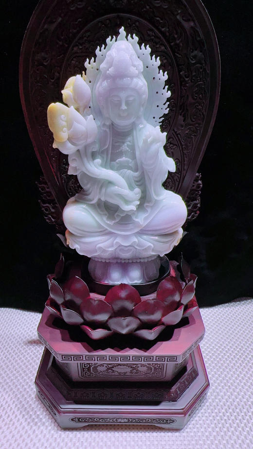 620711翡翠摆件【观音 】 商品图3