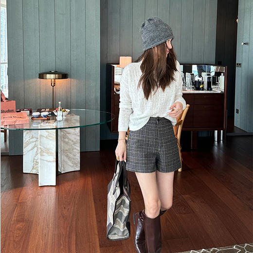 【顺丰包邮】35855 洛诗琳秋季设计感珠片羊绒混纺针织上衣女24608 商品图0