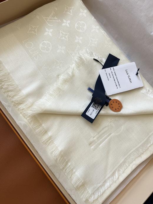 奶白色M71330]驴牌 142.5x142.5cm大尺寸披肩（TL） 商品图0