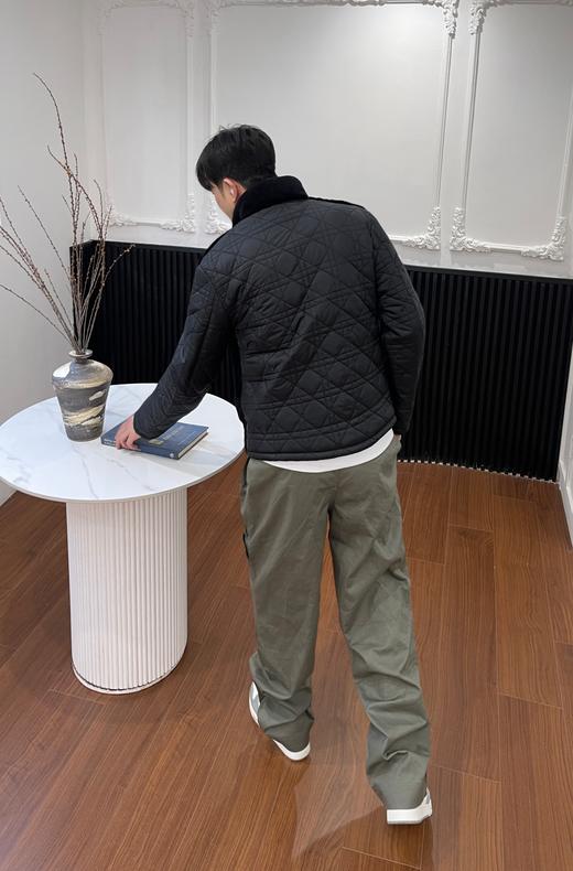 D家 重磅秋冬新款 藤格纹➕纯进口皮毛一体 夹克大外套（JN） 商品图3