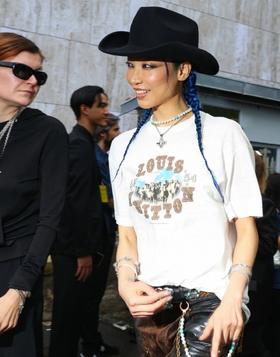 驴家 雪花棉金属彩钻T恤（JN）