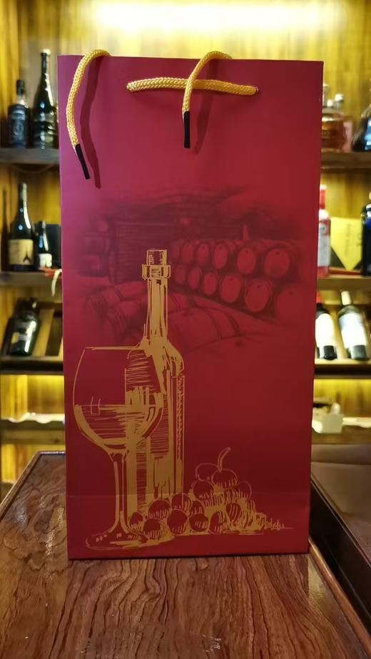 澳洲原瓶进口！【奥诗蒂--卡诺袋鼠干红葡萄酒】清甜绵长多层次口感、精品老藤西拉葡萄、传统手工艺酿造、顺滑醇香不酸不涩、多重喝法吃法做法，让生活更加精致！ 商品图8