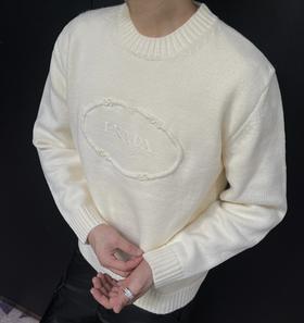 P家 体嵌花徽标羊绒毛衣（JN）