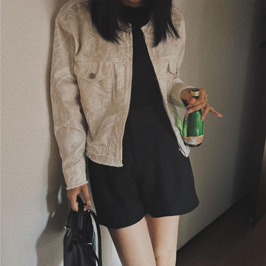 【顺丰包邮】35415 洛诗琳设计感艺术印花棉质短款牛仔夹克外套女108 商品图0