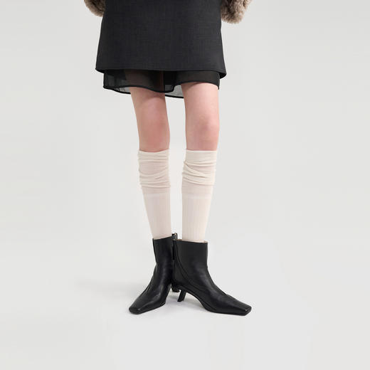 lost in echo2024秋季新款时尚黑色猫跟高跟尖方头踝靴短靴靴子女 商品图4