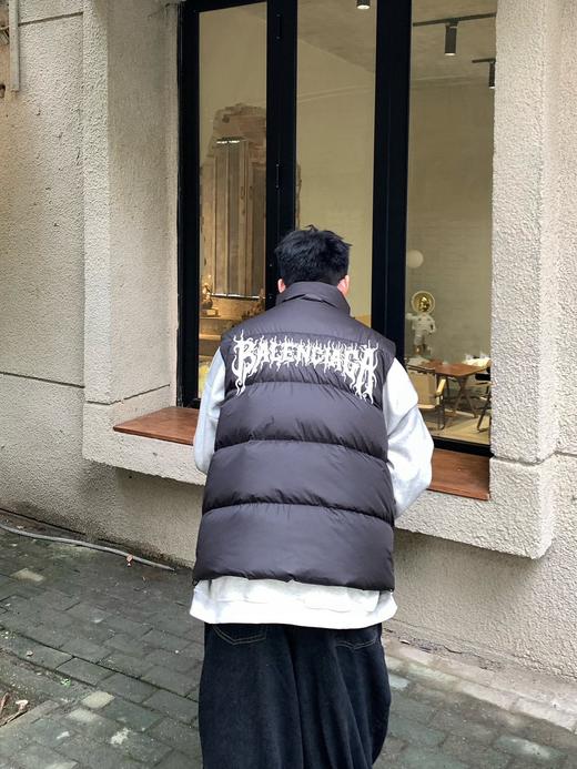 B家 火焰轮廓大刺绣 羽绒马甲（JN） 商品图0