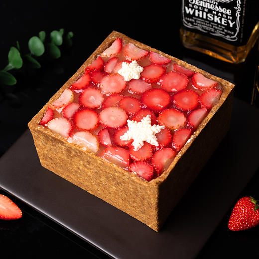 燃烧的朗姆酒蛋糕 商品图0