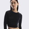 ON 昂跑 Studio Long-T Crop女款运动休闲舒适轻便长袖T恤 商品缩略图2