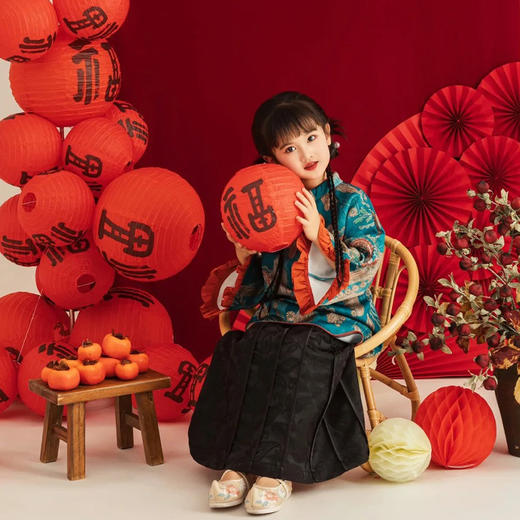 【9.9到手❗️国风喜庆红灯笼】喜气洋洋过春节，灯笼结彩迎新年！纸灯笼挂饰2025蛇年新款国庆过年场景布置福字春节装饰品 商品图0