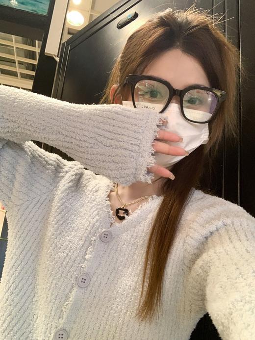 <曾小咸推荐>2色软糯V领针织开衫 商品图8