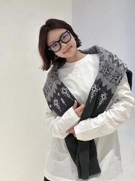 驴家 浮雕凹凸字母圆领长袖（JN）