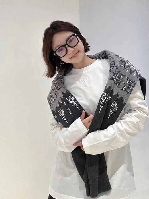 驴家 浮雕凹凸字母圆领长袖（JN） 商品图0