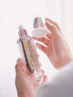 “两个清冷灵魂，被Ta无声唤醒”