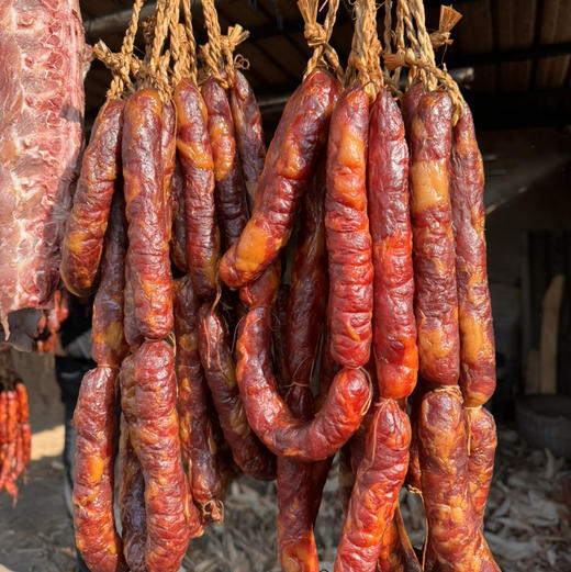 “腊味之城”苏轼故乡，奕虹家乡特产川香黑猪腊肉香肠 商品图10