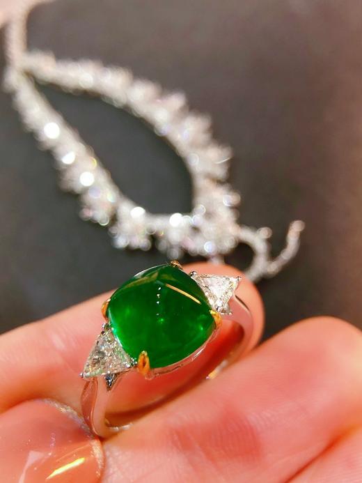 4.39ct糖塔祖母绿戒指 商品图2