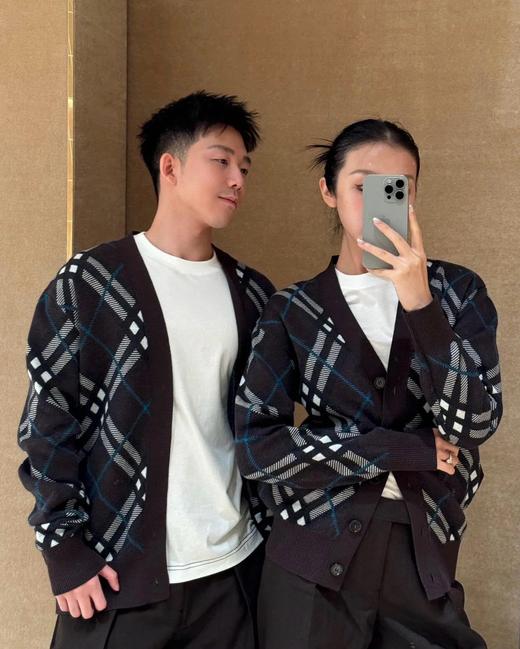 巴家 秋冬新款格纹羊毛马海毛混纺开衫➕圆领（JN） 商品图1