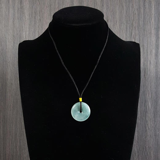 【天然正品】天然糯冰种飘花平安扣翡翠（吉祥、如意）吊坠项链30.5*30.5*4.6MM（皆取最大值）中性款现售价：1880！191224AH80 商品图7