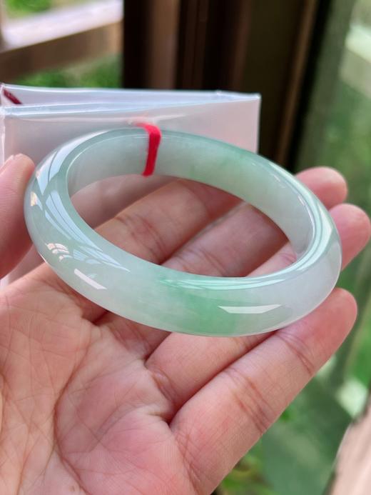 56正圈翡翠手镯 商品图4