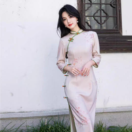 2024新款新中式雪尼尔长袖日常改良年轻款旗袍MYJ692-1 商品图0