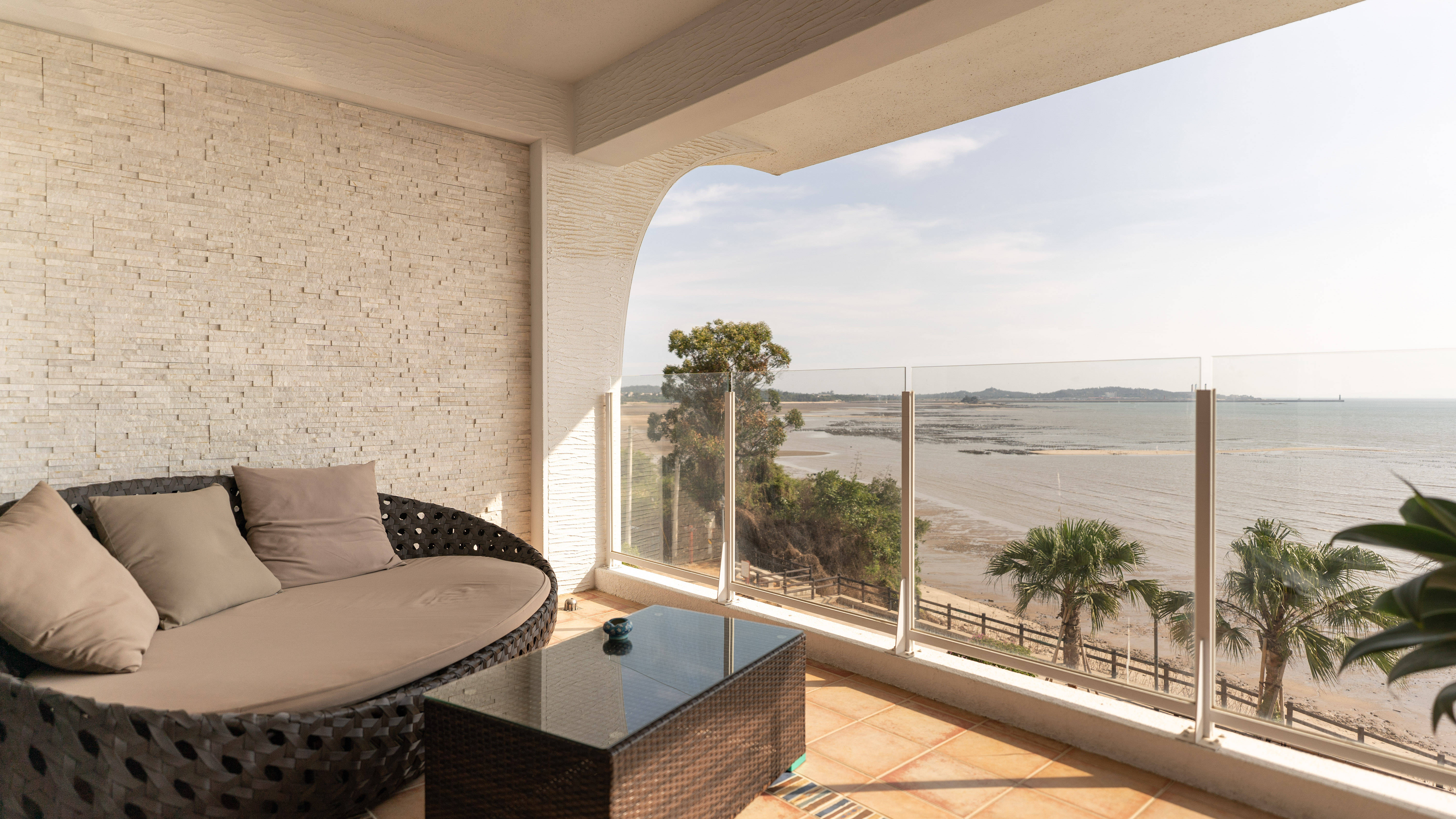 海院子302休闲大床房（带阳台）大玩咖会员价