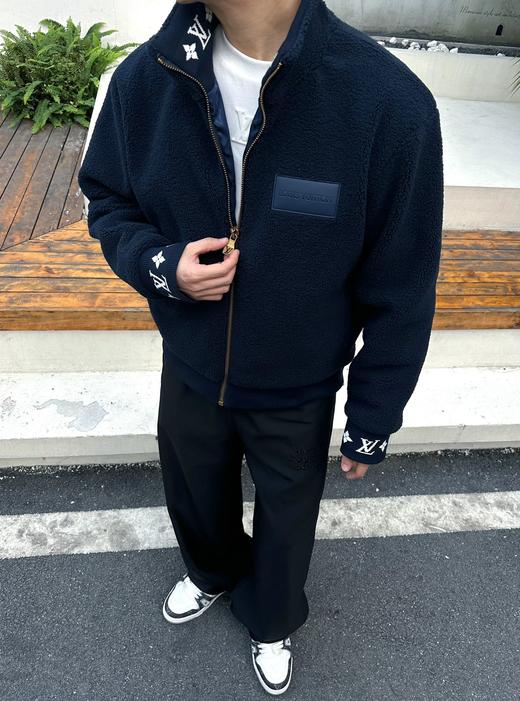 驴家 暗藏青色绒毛 皮标高领外套（JN） 商品图0