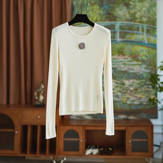 【高货wl】全新升级【铂金会员183/天猫249/差价66】(02920) 洛诗琳时尚优雅圆领山茶花修身针织衫上衣女春秋打底衫 商品图1