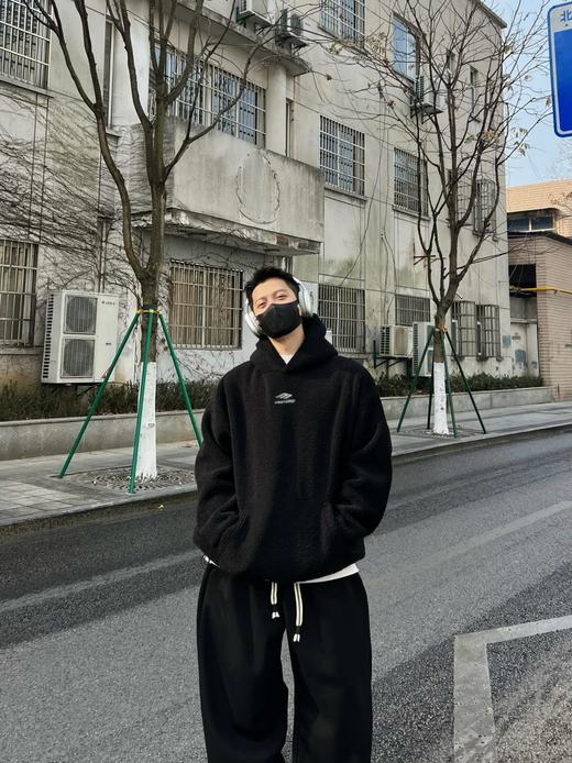 B家 斜M泰迪连帽卫衣（JN） 商品图1