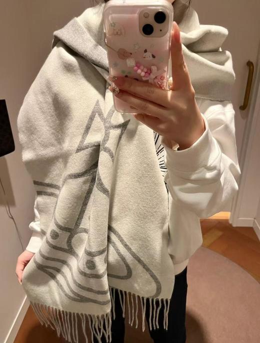 西太后【双面披肩】英国朋克教母“西太后VivienneWestwood”最爱的土星（AN） 商品图7