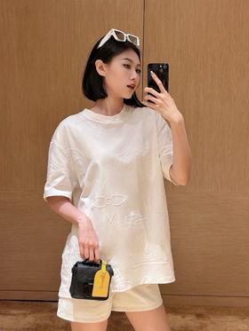 驴家 白链式刺绣圆领短袖（JN）