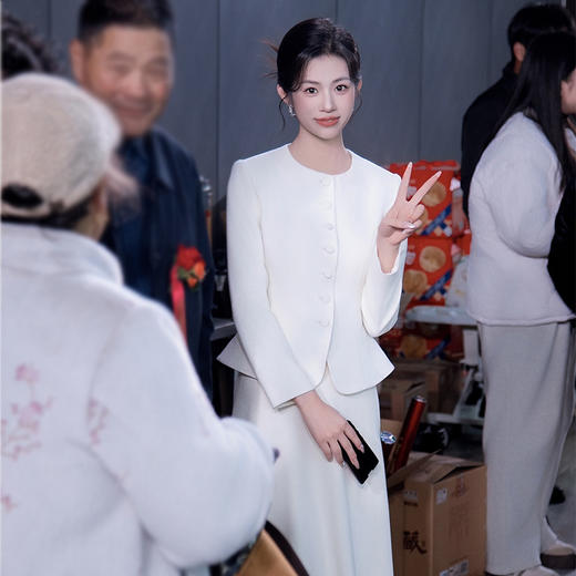 IWY/气质米白西装套裙高级感珠宝店工作服商务通勤两件套职业裙C2040+ S2102 商品图4