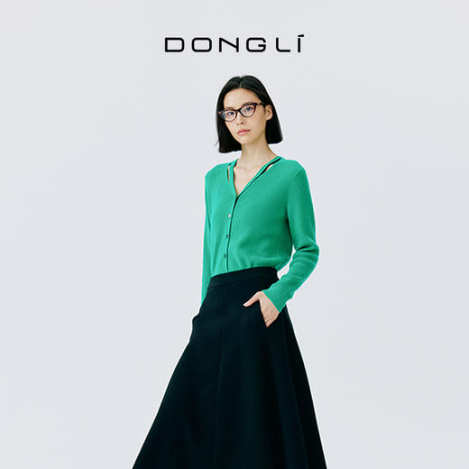 东黎 • 山羊绒女士秋冬V领开衫 4747 商品图3