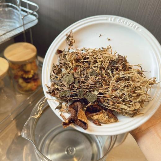 【茶饮精选】整株金线莲 秋冬必备 神奇金草 性平味甘 淡淡的草本香 容易感冒的季节太适合 商品图3