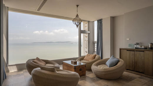 海院子402简约四人房（带浴缸）大玩咖会员价 商品图0