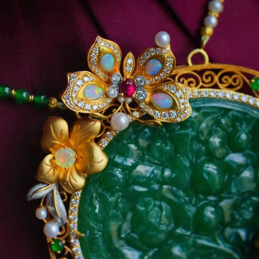 龢盒原创 18k金镶老翡翠蝶恋花大吊坠 商品图2