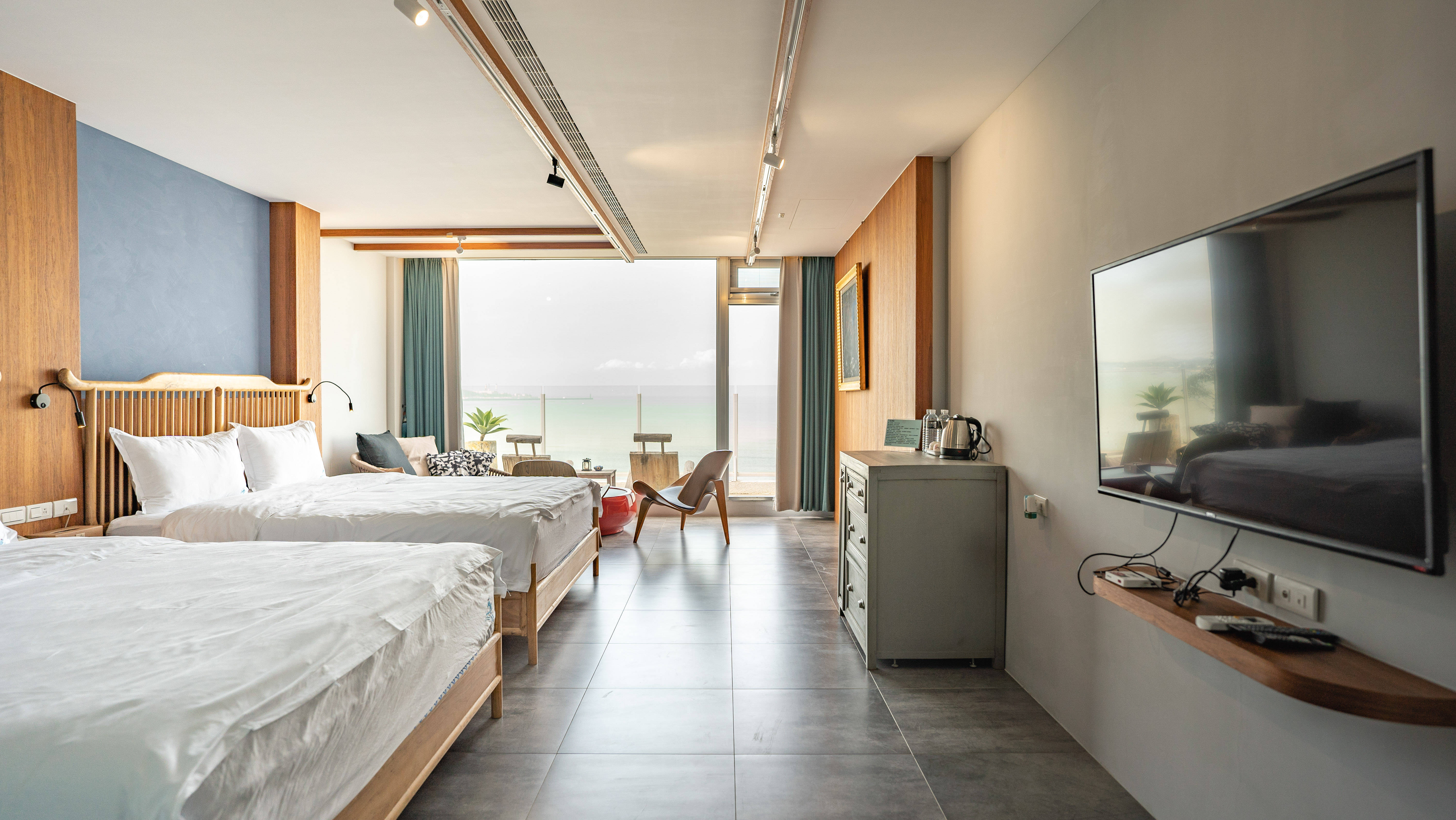 海院子405现代四人房（带浴缸+阳台）大玩咖会员价