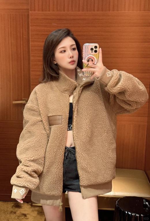 驴家 泰迪棕绒毛 皮标高领外套（JN） 商品图0