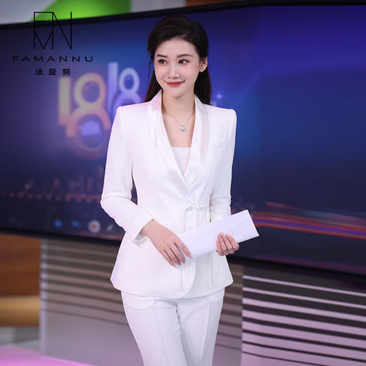 IWY/高端白色西装微喇裤套装女气质国风新中式盘扣职业装工作服CP2078 商品图1