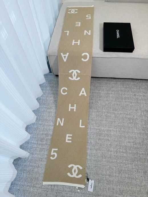 香奈儿五号羊绒围巾（CB） 商品图13