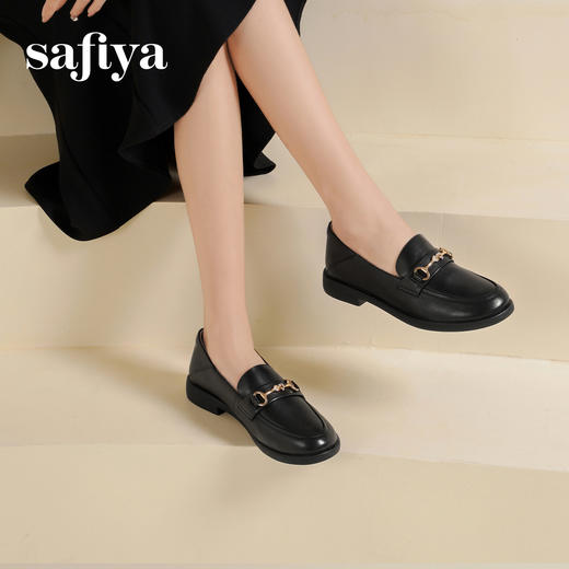 Safiya/索菲娅2025春学院风深口粗跟金属扣百搭休闲英伦乐福鞋SFD1112143 商品图2