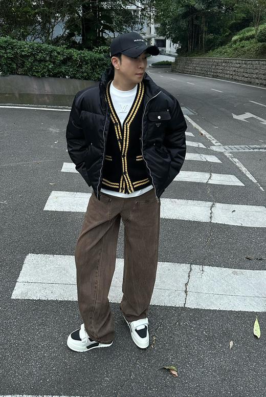 P家 翻袋铁牌 羽绒外套（JN） 商品图2