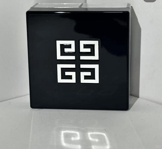 新款纪梵希四宫格散粉12g 商品图1